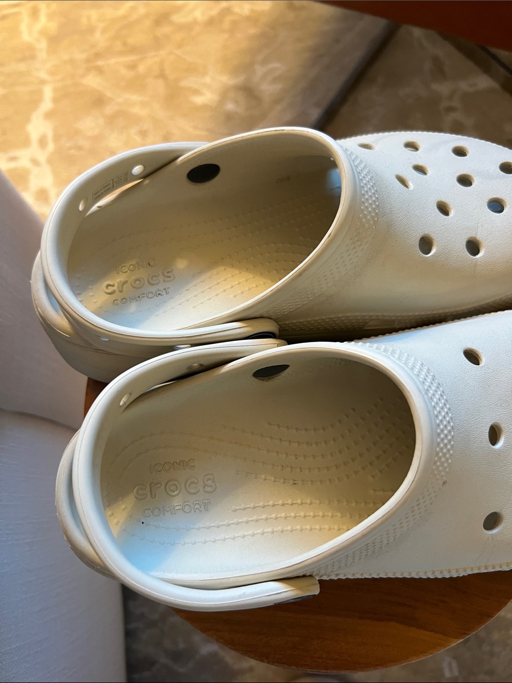 CROCS Classic Platform Clog in Bone - 7 - Picture 4 of 7